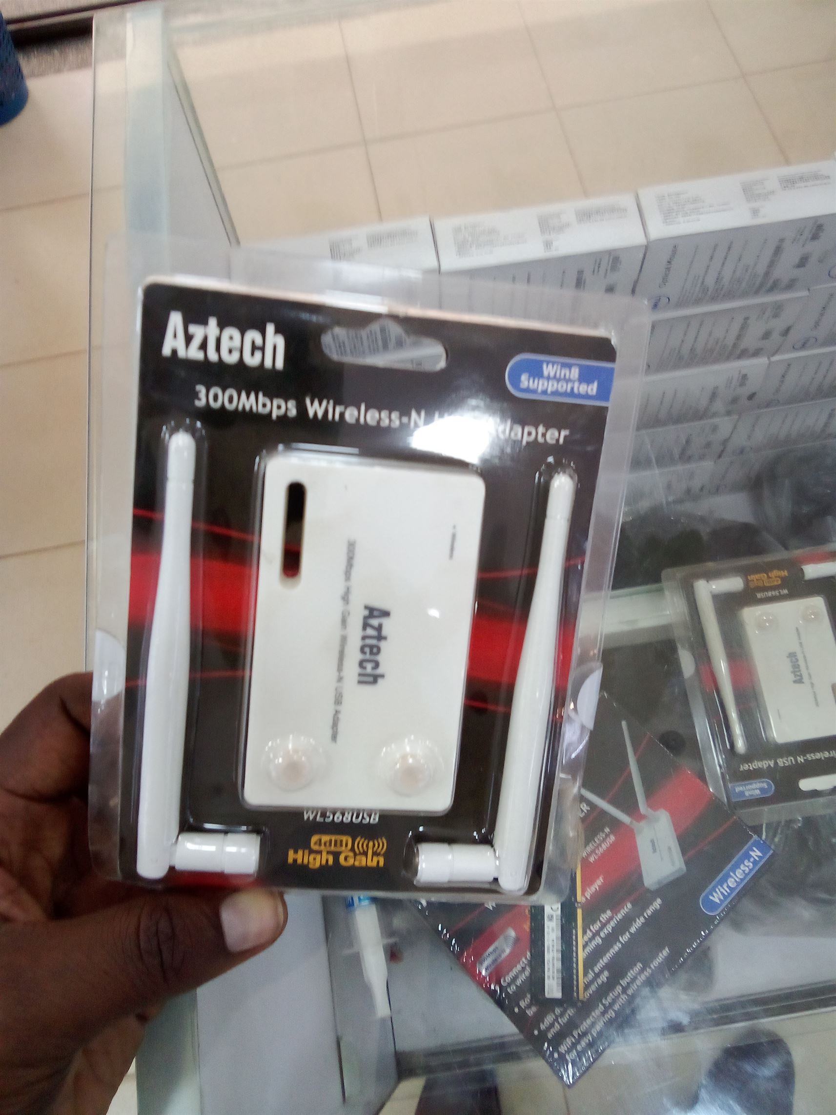 Aztech WL592USB Wireless AC Dual Frequency USB 2.0 Adapter - alternate view